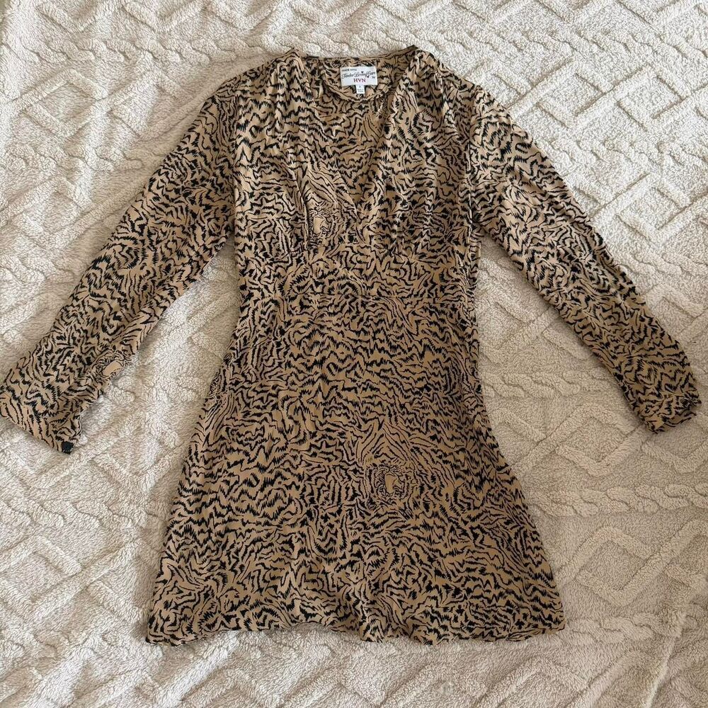 HVN Tiger SILK Long Sleeve Deep V Neck Brown Day Dress - Size 0